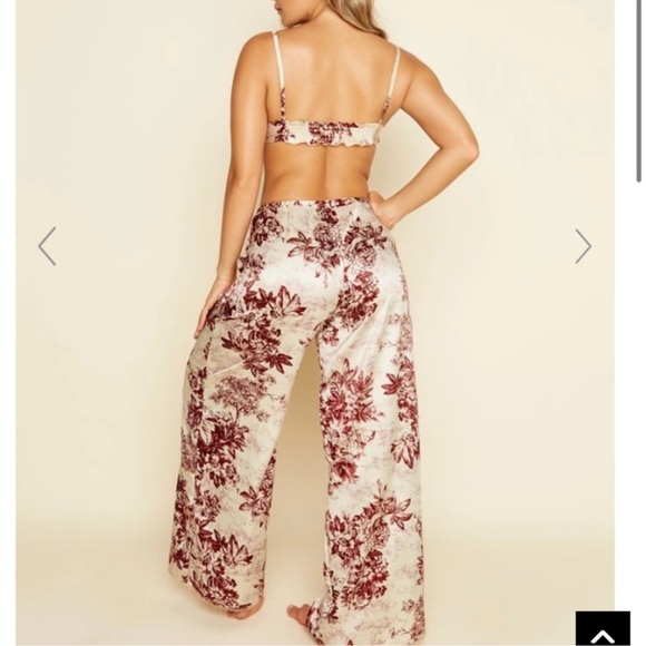 Dippin’ Daisy’s Floral Satin Lounge Pajama Set - Picture 5 of 15